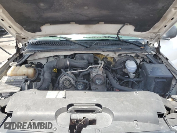 2006 Chevrolet Silverado 1500 Work Truck with VIN 1GCEC14X06Z279500, listed as a Copart auction lot 55018865 with 240,474 mi miles and Salvage Title. Bid and sale history available at DreamBid. Image 11.