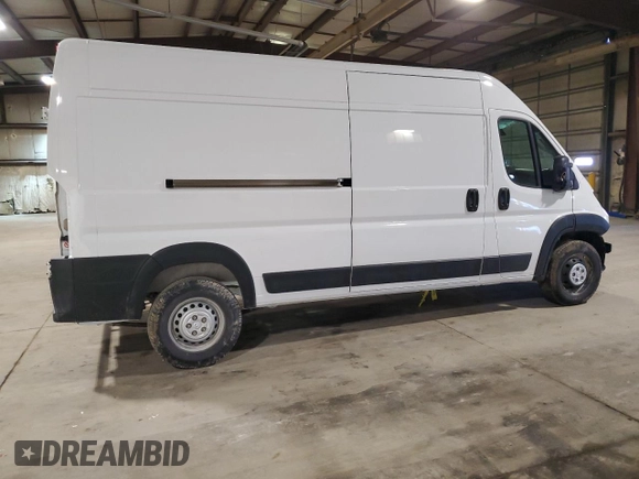 2024 Ram ProMaster Cargo Tradesman with VIN 3C6LRVDGXRE133304, listed as a Copart auction lot 49920835 with 23,133 mi miles and Salvage Title. Bid and sale history available at DreamBid. Image 3.