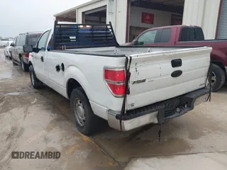 2012 Ford F-150 XL with VIN 1FTMF1CM0CKD89431, listed as a IAAI auction lot 41843682 with 217,032 mi miles. Bid and sale history available at carsss.com. Image 3.