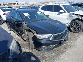 2018 Acura TLX with VIN 19UUB3F37JA001027, listed as a IAAI auction lot 41397902 with 61,999 mi miles. Bid and sale history available at carsss.com. Image 1.