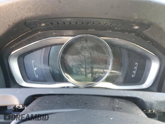 2015 Volvo S60 T5 Drive-E Platinum with VIN YV140MFD8F1301468, listed as a Copart auction lot 89196925 with Not Provided miles and Salvage Title. Bid and sale history available at carsss.com. Image 9.