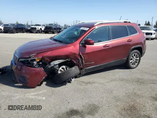 2019 Jeep Cherokee Latitude Plus с VIN 1C4PJLLB7KD308143, выставлен на аукционе Copart как лот 61505205 с пробегом 94 897 миль миль и Списание • Salvage title. История ставок и продаж доступна на DreamBid. Изображение 1.