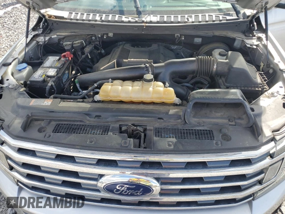 2018 Ford Expedition Max XLT z VIN 1FMJK1HT7JEA07174, wystawiony jako Copart lot #51689855 z przebiegiem 153 108 mil mil oraz Szkoda całkowita • Salvage title. Historia ofert i sprzedaży dostępna na DreamBid. Obrazek 14.