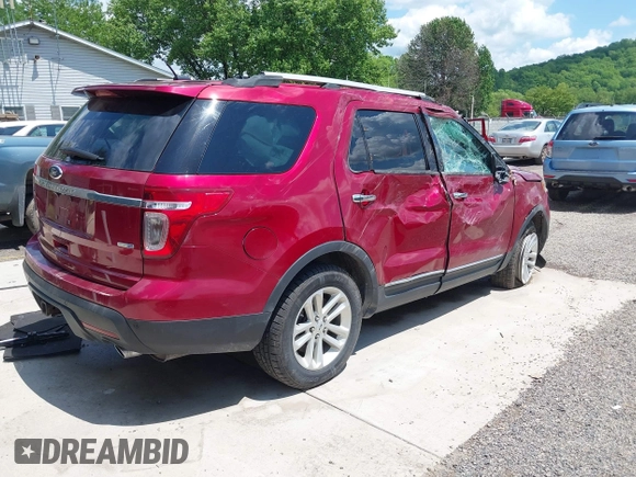2013 Ford Explorer XLT z VIN 1FM5K8D8XDGC59246, wystawiony jako IAAI lot #42252237 z przebiegiem 230 486 mil mil oraz . Historia ofert i sprzedaży dostępna na DreamBid. Obrazek 4.