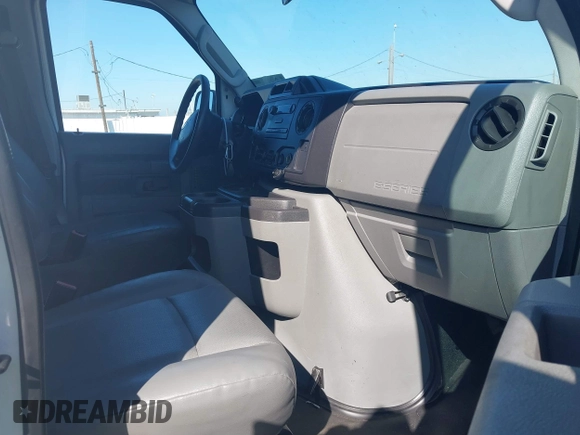 2011 Ford Econoline Cargo Commercial with VIN 1FTNE1EW8BDB03124, listed as a IAAI auction lot 41622688 with 167,593 mi miles and . Bid and sale history available at DreamBid. Image 5.