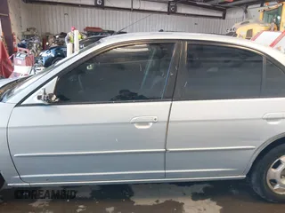 2005 Honda Civic z VIN JHMES96605S026429, wystawiony jako IAAI lot #41523379 z przebiegiem 214 785 mil mil oraz . Historia ofert i sprzedaży dostępna na DreamBid. Obrazek 15.