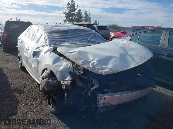2017 Nissan Maxima Platinum with VIN 1N4AA6AP4HC429657, listed as a IAAI auction lot 38393602 with Not provided miles and . Bid and sale history available at DreamBid. Image 1.