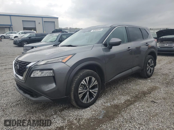 2021 Nissan Rogue SV z VIN 5N1AT3BB0MC847709, wystawiony jako Copart lot #52930385 z przebiegiem 58 838 mil mil oraz Szkoda całkowita • Salvage title. Historia ofert i sprzedaży dostępna na DreamBid. Obrazek 1.
