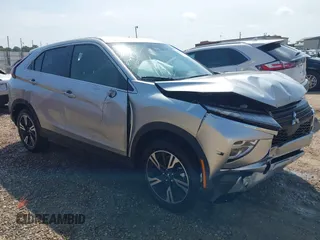 2025 Mitsubishi Eclipse Cross SE z VIN JA4ATWAA3SZ011136, wystawiony jako IAAI lot #42152780 z przebiegiem 3 514 mil mil oraz . Historia ofert i sprzedaży dostępna na DreamBid. Obrazek 1.