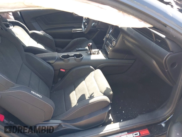 2017 Ford Mustang Shelby GT350 z VIN 1FA6P8JZ1H5524070, wystawiony jako IAAI lot #42131160 z przebiegiem Nie podano mil oraz . Historia ofert i sprzedaży dostępna na DreamBid. Obrazek 5.