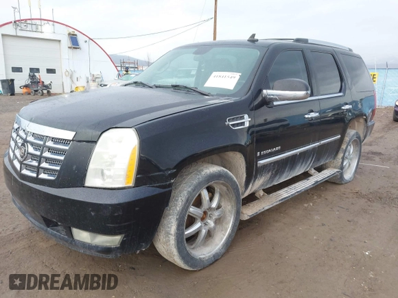 2007 Cadillac Escalade z VIN 1GYFK63837R335391, wystawiony jako IAAI lot #41841549 z przebiegiem 242 187 mil mil oraz . Historia ofert i sprzedaży dostępna na DreamBid. Obrazek 2.