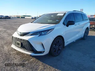 2021 Toyota Sienna XSE with VIN 5TDXRKEC2MS051179, listed as a IAAI auction lot 41067155 with 101,179 mi miles and . Bid and sale history available at DreamBid. Image 2.