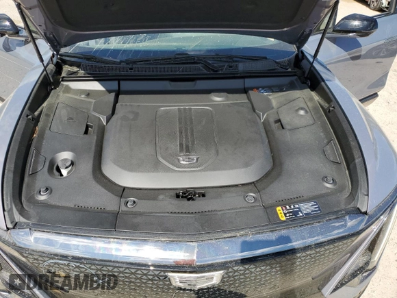 2024 Cadillac LYRIQ Sport z VIN 1GYKPWRK3RZ126481, wystawiony jako Copart lot #49578335 z przebiegiem 3 553 mil mil oraz Czysty tytuł • Clean title. Historia ofert i sprzedaży dostępna na DreamBid. Obrazek 13.