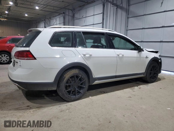 2019 Volkswagen Golf S с VIN 3VWH17AU1KM519565, выставлен на аукционе Copart как лот 82666284 с пробегом 114 029 миль миль и Списание • Salvage title. История ставок и продаж доступна на DreamBid. Изображение 3.