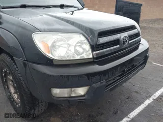 2005 Toyota 4Runner SR5 with VIN JTEBU14R250074986, listed as a IAAI auction lot 41549695 with 205,618 mi miles. Bid and sale history available at carsss.com. Image 6.