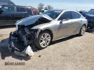2021 Lexus IS 300 z VIN JTHAA1D22M5115970, wystawiony jako Copart lot #44426264 z przebiegiem 24 432 mil mil oraz Nie do naprawy • Non repairable. Historia ofert i sprzedaży dostępna na DreamBid. Obrazek 1.