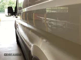 2018 Ford Transit с VIN 1FTYR1ZG4JKA34091, выставлен на аукционе IAAI как лот 42650298 с пробегом 177 181 миль миль и . История ставок и продаж доступна на DreamBid. Изображение 29.