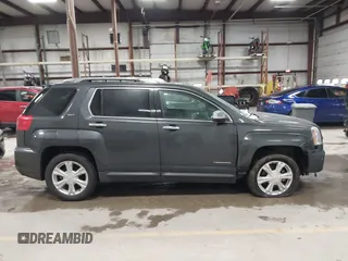 2017 GMC Terrain SLT with VIN 2GKFLUE38H6333212, listed as a IAAI auction lot 41843319 with 33,069 mi miles. Bid and sale history available at carsss.com. Image 14.