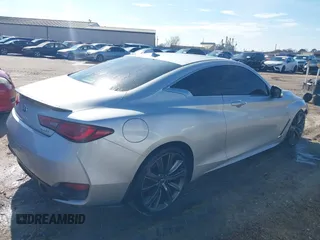 2018 Infiniti Q60 Luxe with VIN JN1EV7EK2JM340015, listed as a IAAI auction lot 41240379 with 115,040 mi miles and . Bid and sale history available at carsss.com. Image 4.