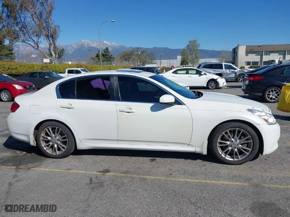 2007 Infiniti G35 Sedan Sport with VIN JNKBV61E27M721381, listed as a IAAI auction lot 41758964 with 143,049 mi miles. Bid and sale history available at carsss.com. Image 12.