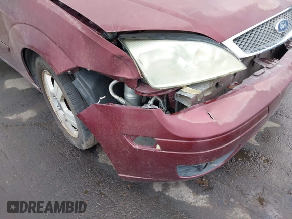 2006 Ford Focus S with VIN 1FAFP34N66W239691, listed as a IAAI auction lot 42188360 with 135,628 mi miles and . Bid and sale history available at carsss.com. Image 6.
