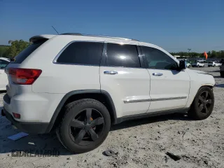 2013 Jeep Grand Cherokee Overland with VIN 1C4RJECT7DC588233, listed as a Copart auction lot 52672605 with 231,329 mi miles and Salvage Title. Bid and sale history available at carsss.com. Image 3.