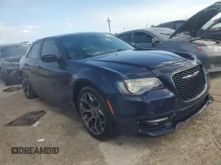 2017 Chrysler 300 S Alloy Edition with VIN 2C3CCABT3HH526748, listed as a Copart auction lot 74824434 with 77,405 mi miles and Salvage Title. Bid and sale history available at DreamBid. Image 4.
