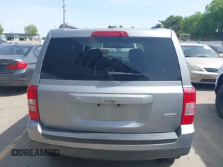 2017 Jeep Patriot Latitude with VIN 1C4NJPFBXHD182248, listed as a IAAI auction lot 41981701 with 82,466 mi miles and . Bid and sale history available at DreamBid. Image 16.