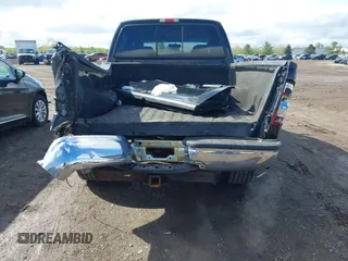 2005 Ford F-250 XL with VIN 1FTSW21515EB27458, listed as a IAAI auction lot 42209245 with 217,001 mi miles and . Bid and sale history available at DreamBid. Image 16.