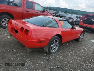 1996 Chevrolet Corvette with VIN 1G1YY22P6T5110052, listed as a Copart auction lot 64186044 with 0 mi miles and Salvage Title. Bid and sale history available at carsss.com. Image 3.