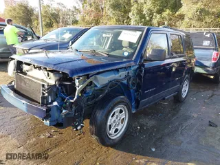2015 Jeep Patriot Sport with VIN 1C4NJPBB6FD305398, listed as a IAAI auction lot 40854511 with 117,756 mi miles. Bid and sale history available at carsss.com. Image 18.