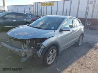 2021 Honda HR-V LX with VIN 3CZRU6H32MM747304, listed as a IAAI auction lot 41340609 with 31,241 mi miles. Bid and sale history available at carsss.com. Image 2.