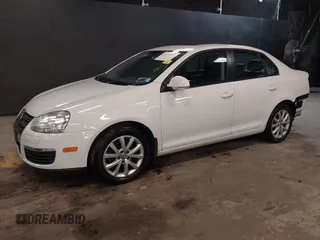 2010 Volkswagen Jetta SE с VIN 3VWRZ7AJ0AM162980, выставлен на аукционе IAAI как лот 42275941 с пробегом 88 142 миль миль и . История ставок и продаж доступна на DreamBid. Изображение 2.