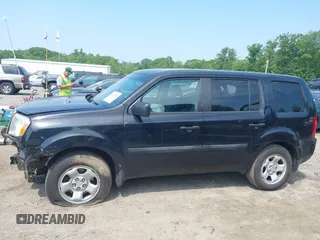 2013 Honda Pilot LX with VIN 5FNYF4H24DB051250, listed as a IAAI auction lot 42433050 with 142,310 mi miles and . Bid and sale history available at DreamBid. Image 15.