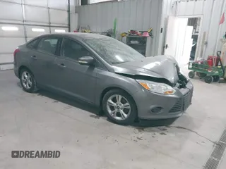 2014 Ford Focus SE with VIN 1FADP3F28EL285971, listed as a IAAI auction lot 41290979 with 149,900 mi miles. Bid and sale history available at carsss.com. Image 1.