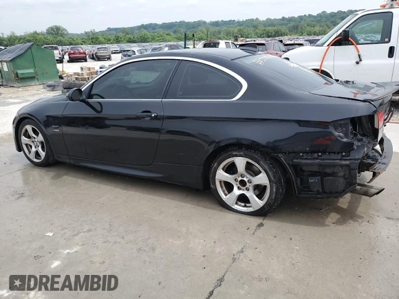 2009 BMW 3 Series 328i xDrive z VIN WBAWC33509P470248, wystawiony jako Copart lot #56747465 z przebiegiem 130 161 mil mil oraz Szkoda całkowita • Salvage title. Historia ofert i sprzedaży dostępna na DreamBid. Obrazek 2.