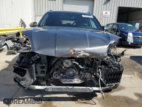 2024 Porsche Cayenne z VIN WP1AA2AY0RDA11814, wystawiony jako Copart lot #45279905 z przebiegiem 4 497 mil mil oraz Szkoda całkowita • Salvage title. Historia ofert i sprzedaży dostępna na DreamBid. Obrazek 5.