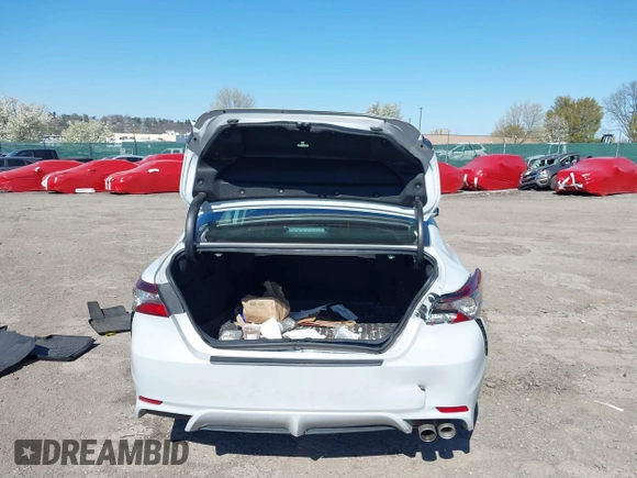 2023 Toyota Camry SE z VIN 4T1T11BK4PU102236, wystawiony jako IAAI lot #42001524 z przebiegiem 50 818 mil mil oraz . Historia ofert i sprzedaży dostępna na DreamBid. Obrazek 16.