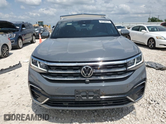 2022 Volkswagen Atlas SEL Premium R-Line with VIN 1V2FE2CA6NC219819, listed as a Copart auction lot 54796015 with 33,911 mi miles and Clean title. Bid and sale history available at DreamBid. Image 5.