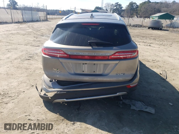 2016 Lincoln MKC Reserve with VIN 5LMCJ3D98GUJ21407, listed as a Copart auction lot 46851895 with 51,133 mi miles and Salvage title. Bid and sale history available at DreamBid. Image 6.