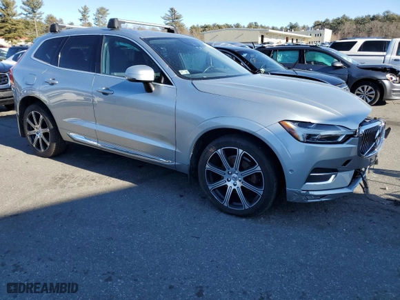 2018 Volvo XC60 Inscription with VIN YV4102RL8J1065927, listed as a Copart auction lot 87825905 with NaN miles and Salvage Title. Bid and sale history available at carsss.com. Image 4.
