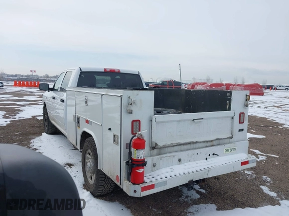 2020 Ram 2500 Tradesman with VIN 3C6UR4HJ1LG261432, listed as a IAAI auction lot 41573636 with 154,147 mi miles. Bid and sale history available at carsss.com. Image 3.