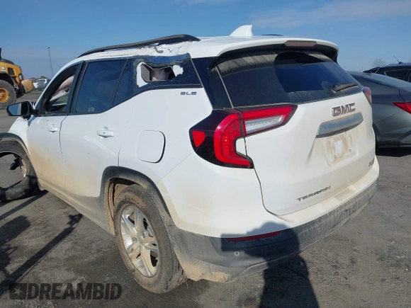 2022 GMC Terrain SLE with VIN 3GKALMEV3NL140632, listed as a IAAI auction lot 41570760 with 23,558 mi miles. Bid and sale history available at carsss.com. Image 3.