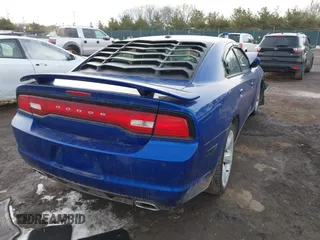 2012 Dodge Charger RT with VIN 2C3CDXCT7CH304799, listed as a IAAI auction lot 41643830 with 86,194 mi miles. Bid and sale history available at carsss.com. Image 4.