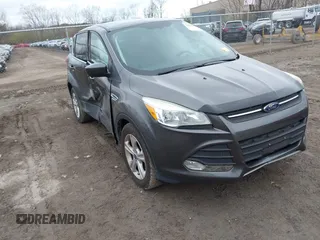 2015 Ford Escape SE z VIN 1FMCU0G74FUC07038, wystawiony jako IAAI lot #42042606 z przebiegiem 111 016 mil mil oraz . Historia ofert i sprzedaży dostępna na DreamBid. Obrazek 1.