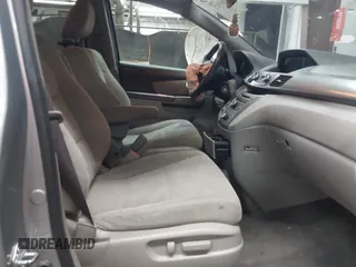 2016 Honda Odyssey LX с VIN 5FNRL5H20GB076833, выставлен на аукционе IAAI как лот 42165171 с пробегом 129 123 миль миль и . История ставок и продаж доступна на DreamBid. Изображение 5.