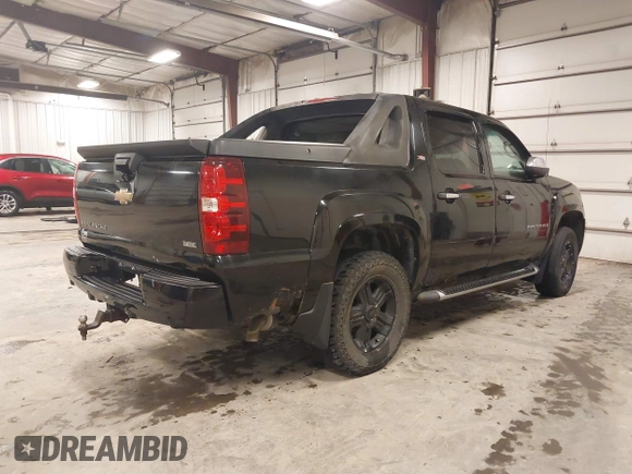 2008 Chevrolet Avalanche LS with VIN 3GNFK12378G169464, listed as a IAAI auction lot 41371639 with 246,490 mi miles and . Bid and sale history available at DreamBid. Image 4.