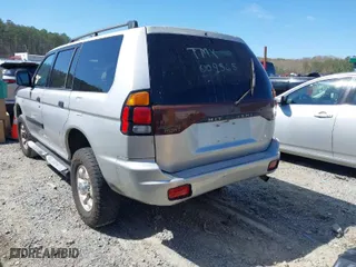 2002 Mitsubishi Montero Sport ES with VIN JA4LS21H92P009565, listed as a IAAI auction lot 41886037 with 208,950 mi miles. Bid and sale history available at carsss.com. Image 3.