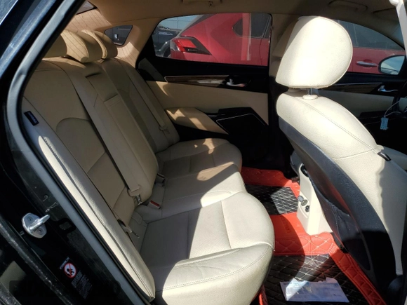 2017 Kia Cadenza Premium with VIN KNALB4J17H5073187, listed as a Copart auction lot 76198994 with 102,049 mi miles and Salvage Title. Bid and sale history available at carsss.com. Image 10.