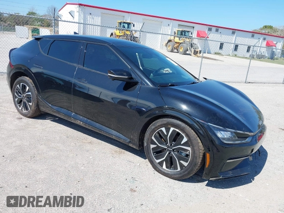2022 Kia EV6 GT-Line with VIN KNDC44LA7N5027008, listed as a IAAI auction lot 41679245 with 54,042 mi miles. Bid and sale history available at carsss.com. Image 1.